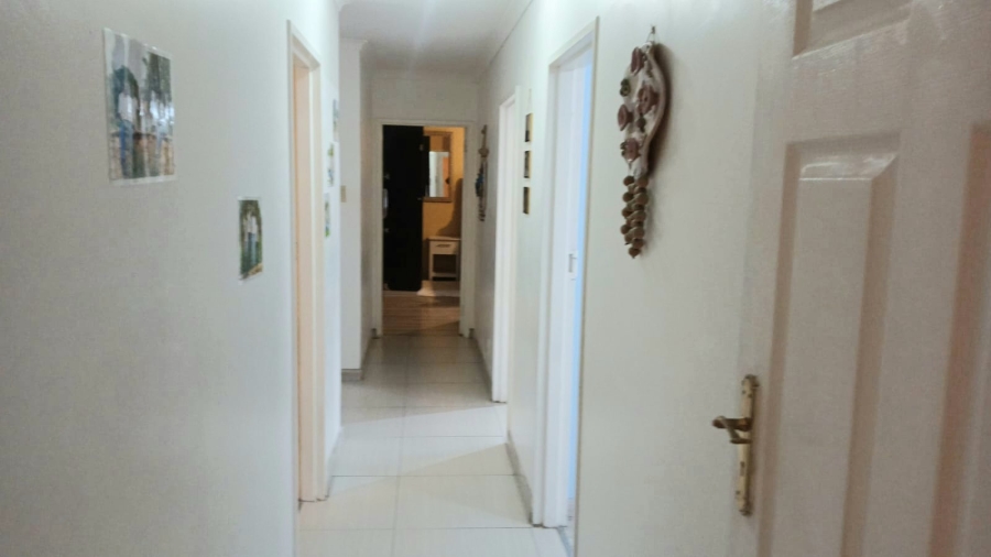 4 Bedroom Property for Sale in Beacon Bay Eastern Cape